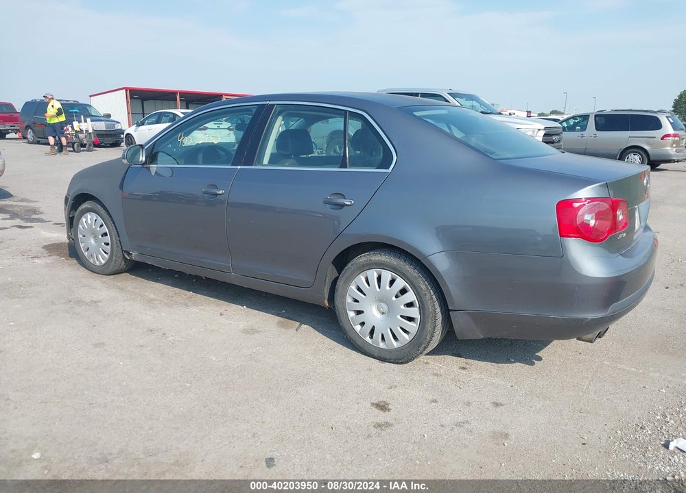 2005 VOLKSWAGEN JETTA 2.5 VIN: 3VWRF71K25M638413
