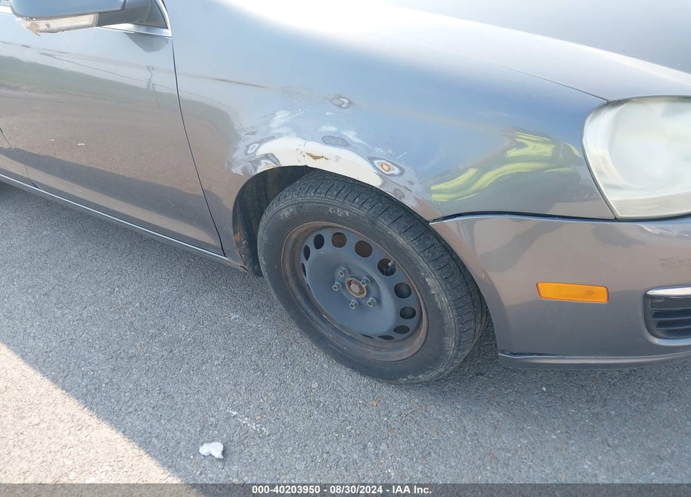2005 VOLKSWAGEN JETTA 2.5 VIN: 3VWRF71K25M638413