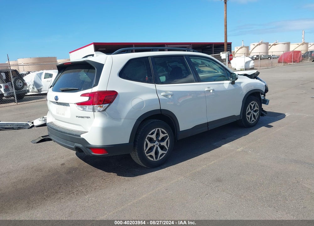 2022 SUBARU FORESTER PREMIUM VIN: JF2SKAEC9NH463888