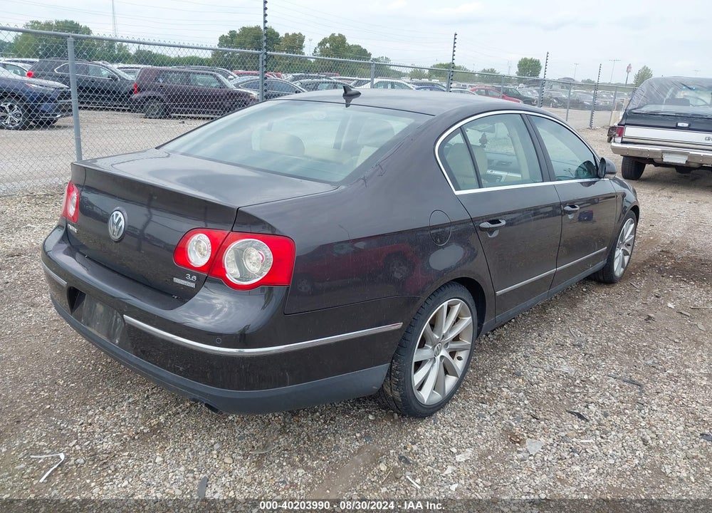 2008 VOLKSWAGEN PASSAT VR6 VIN: WVWDU73C98E211412