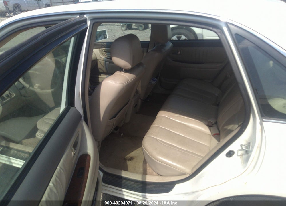 2000 TOYOTA AVALON XLS VIN: 4T1BF28BXYU058934