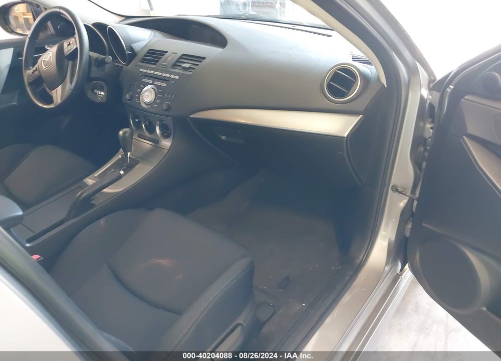 2010 MAZDA 3 S SPORT VIN: JM1BL1H68A1301979