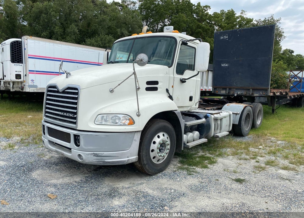2012 MACK 600 CXU600 VIN: 1M1AW02Y8CM025019