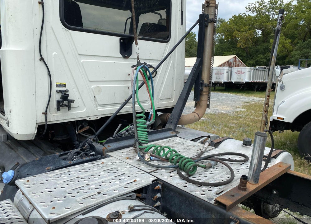 2012 MACK 600 CXU600 VIN: 1M1AW02Y8CM025019