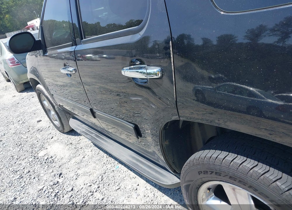 2011 CHEVROLET TAHOE LS VIN: 1GNSCAE03BR241295