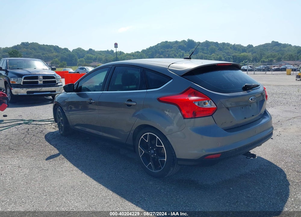 2012 FORD FOCUS TITANIUM VIN: 1FAHP3N20CL391900
