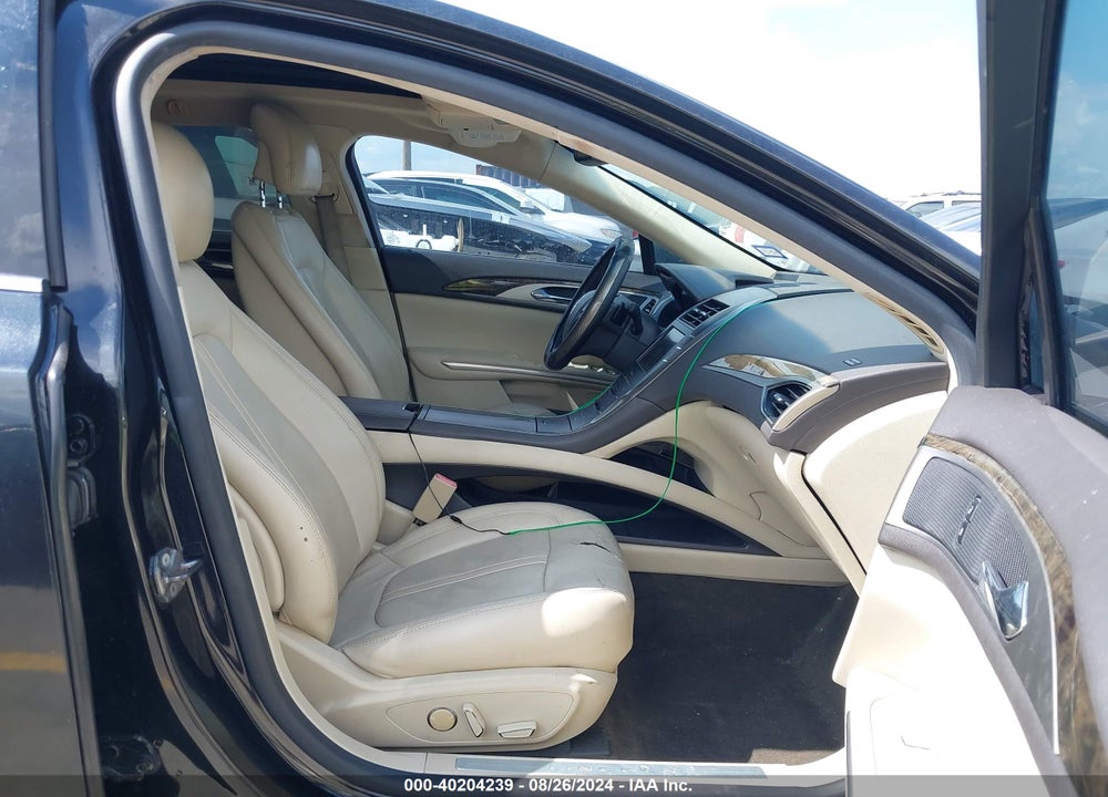 2013 LINCOLN MKZ VIN: 3LN6L2GK4DR828123