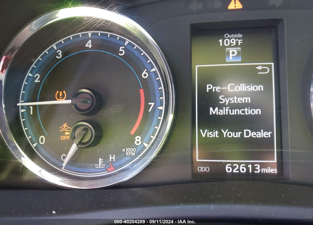 2019 TOYOTA COROLLA SE VIN: 5YFBURHE1KP928460