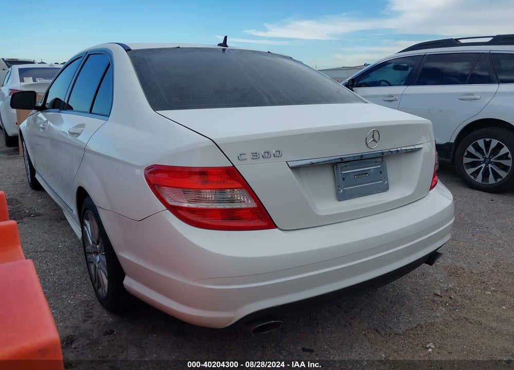 2009 MERCEDES-BENZ C 300 LUXURY/SPORT VIN: WDDGF54X99R041548