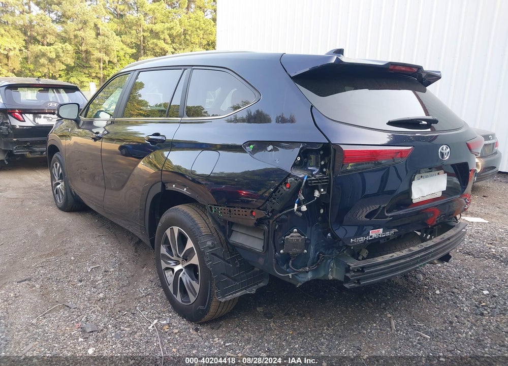 2023 TOYOTA HIGHLANDER XLE VIN: 5TDKDRAH1PS046997