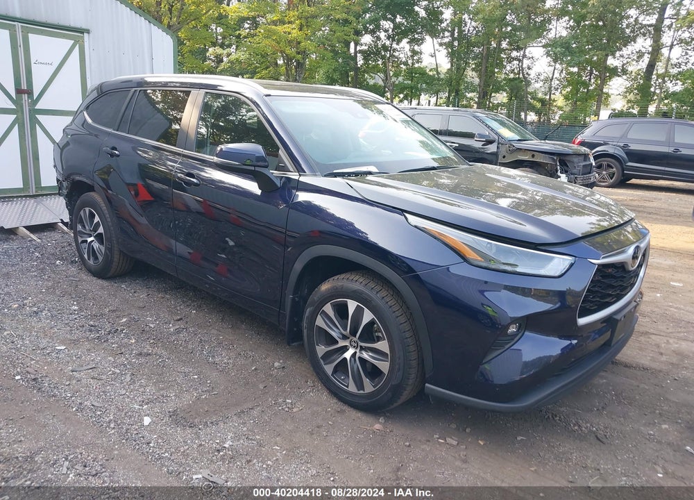 2023 TOYOTA HIGHLANDER XLE VIN: 5TDKDRAH1PS046997