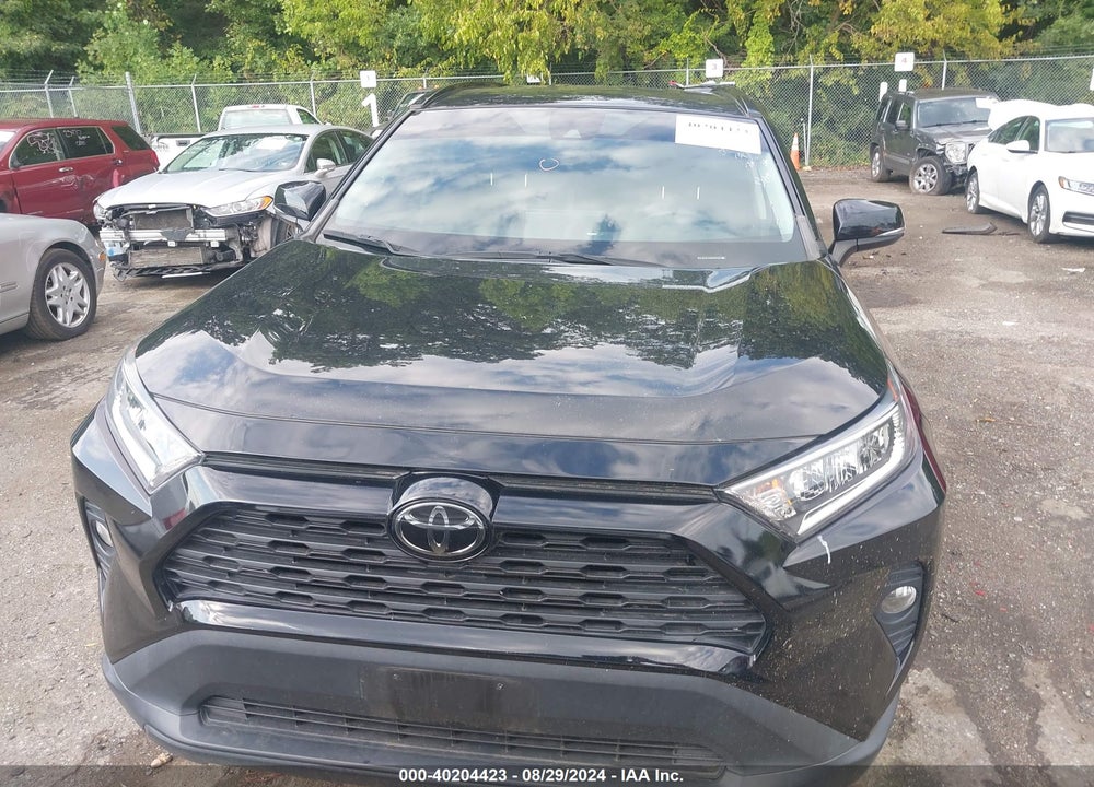 2021 TOYOTA RAV4 XLE VIN: 2T3W1RFV6MC088635