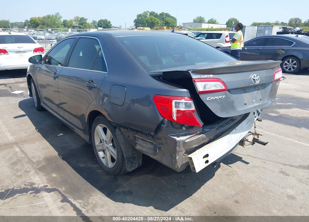 2012 TOYOTA CAMRY SE VIN: 4T1BF1FKXCU203069