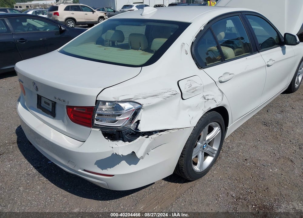 2013 BMW 328I XDRIVE VIN: WBA3B3C5XDJ812158