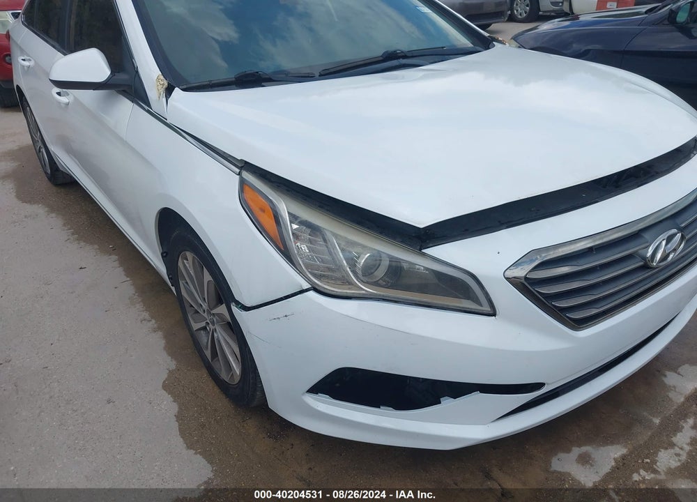 2015 HYUNDAI SONATA SE VIN: 5NPE24AF1FH125174