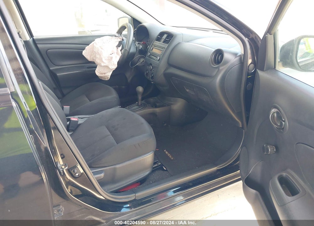 2016 NISSAN VERSA 1.6 S+ VIN: 3N1CN7AP6GL887686