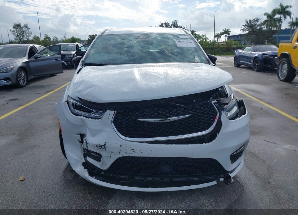 2024 CHRYSLER PACIFICA TOURING L VIN: 2C4RC1BGXRR120373