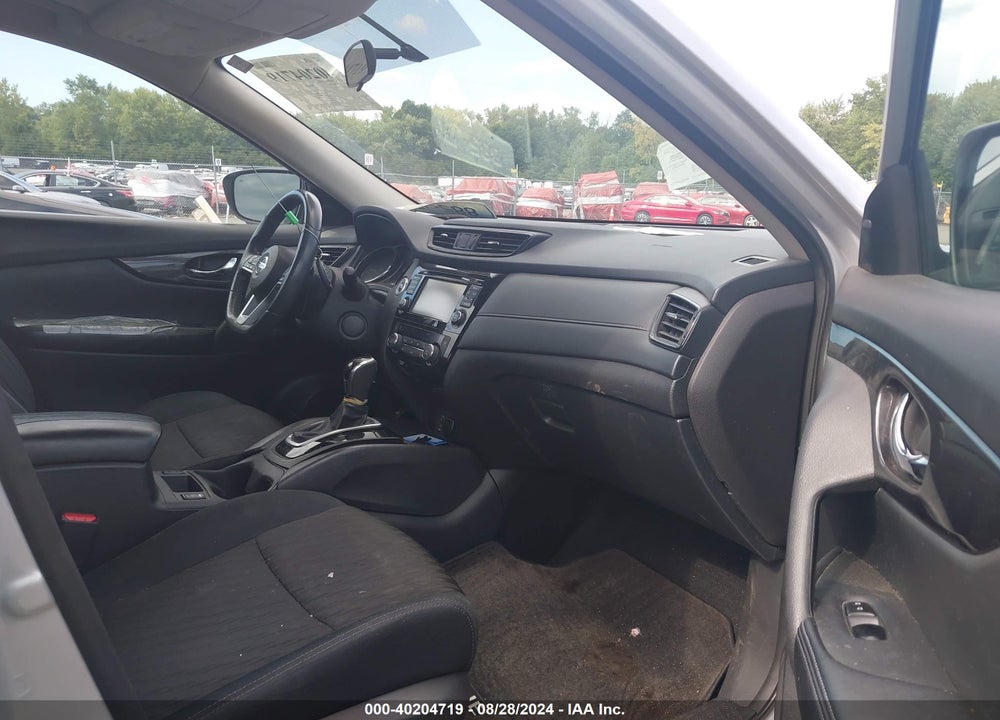 2017 NISSAN ROGUE SV VIN: 5N1AT2MV2HC795751