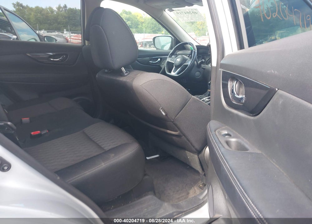 2017 NISSAN ROGUE SV VIN: 5N1AT2MV2HC795751