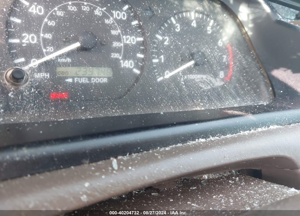 2000 TOYOTA CAMRY VIN: 4T1BG22K2YU759957