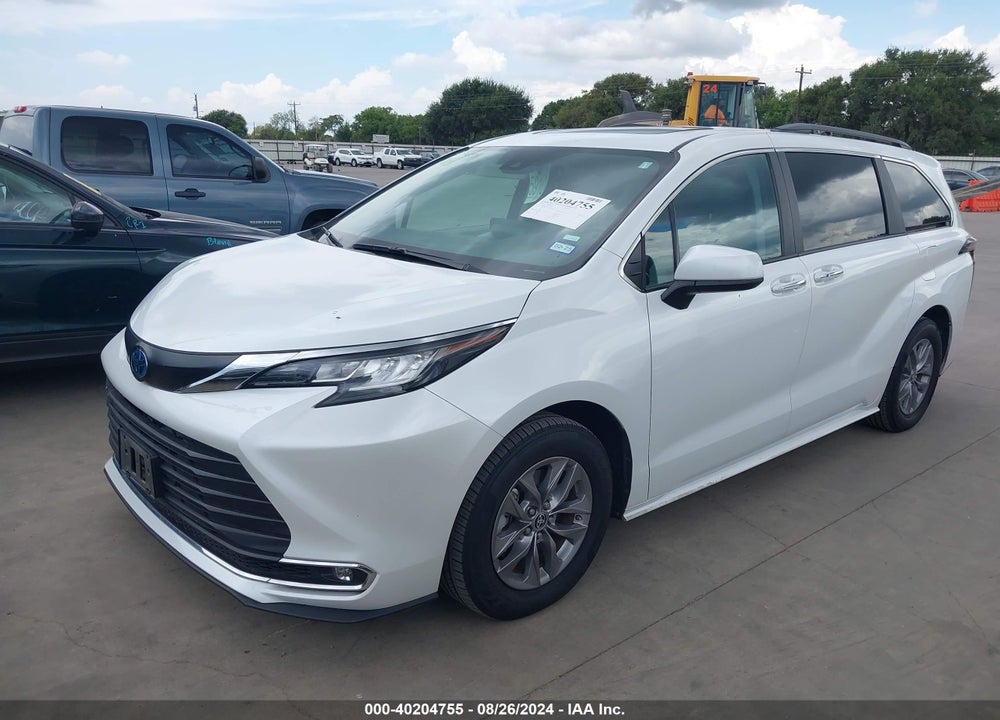 2023 TOYOTA SIENNA XLE VIN: 5TDYRKEC7PS152534
