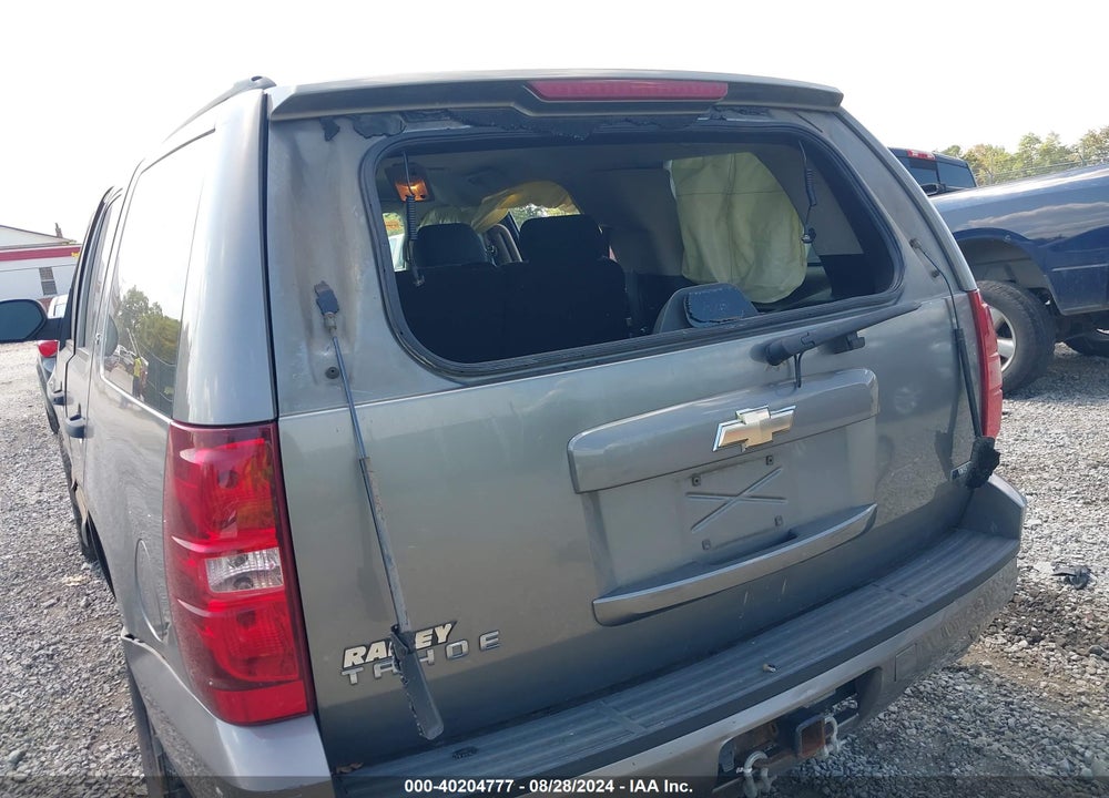 2009 CHEVROLET TAHOE LS VIN: 1GNFK130X9R169061