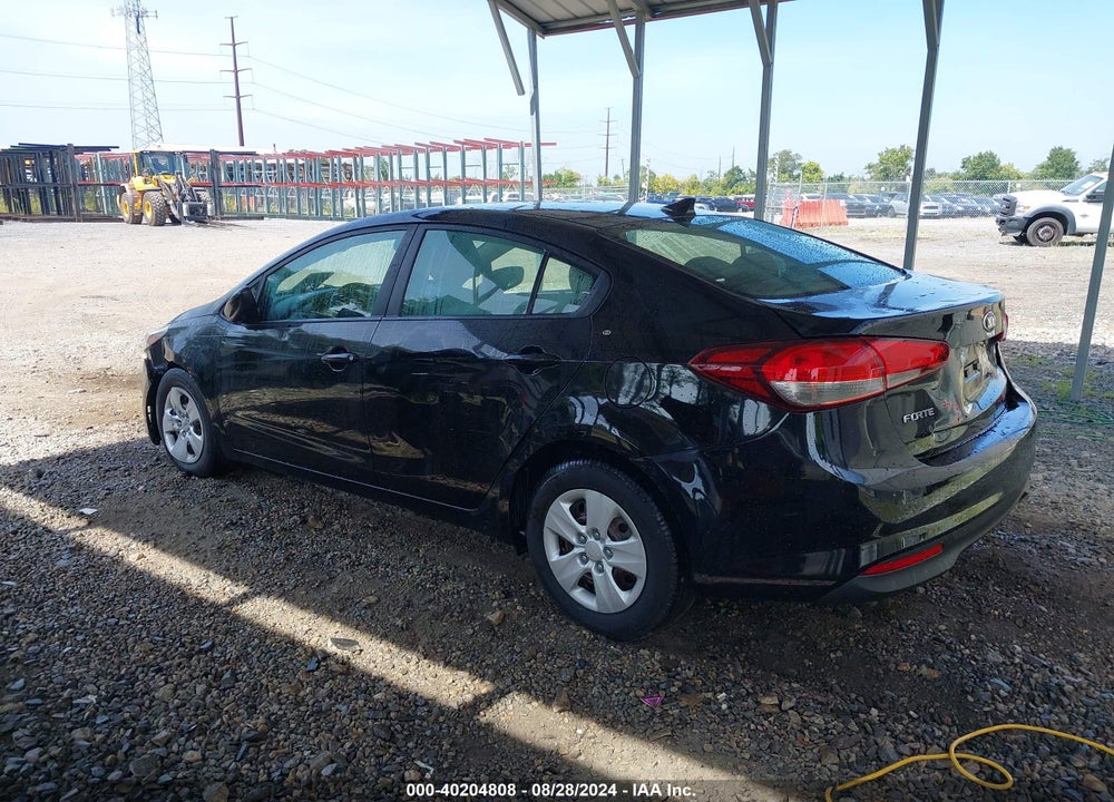 2017 KIA FORTE LX VIN: 3KPFK4A78HE077113