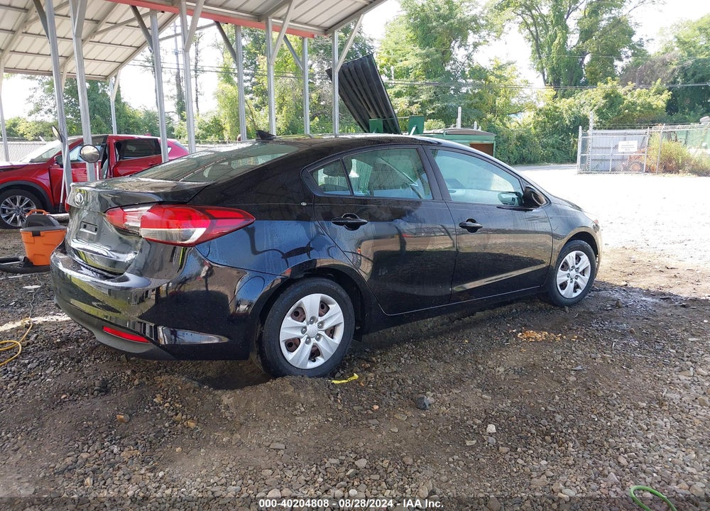 2017 KIA FORTE LX VIN: 3KPFK4A78HE077113