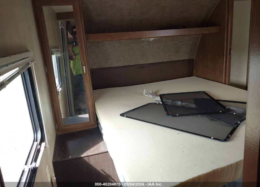 2016 SALEM TRAVEL TRAI VIN: 4X4TSMH28G8060988