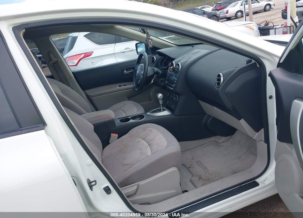 2013 NISSAN ROGUE SV VIN: JN8AS5MV8DW646718