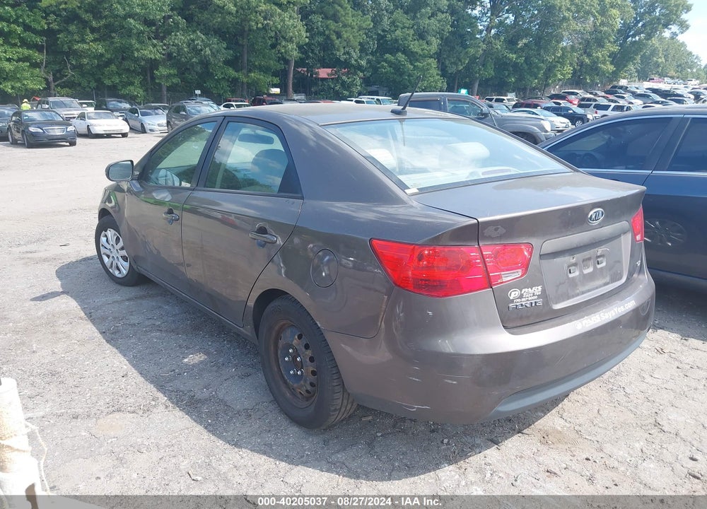 2013 KIA FORTE EX VIN: KNAFU4A27D5646552