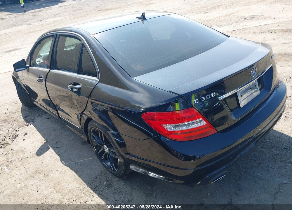 2014 MERCEDES-BENZ C 300 LUXURY 4MATIC/SPORT 4MATIC VIN: WDDGF8ABXEG224702
