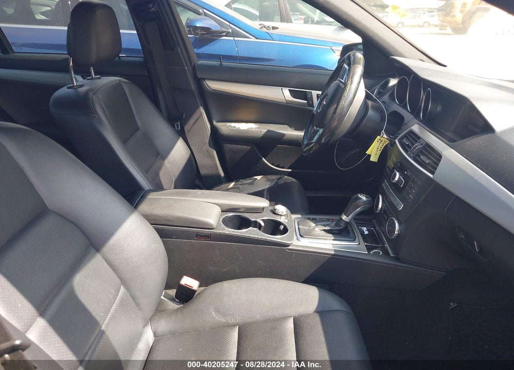 2014 MERCEDES-BENZ C 300 LUXURY 4MATIC/SPORT 4MATIC VIN: WDDGF8ABXEG224702