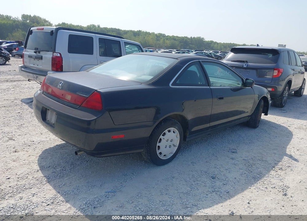 2001 HONDA ACCORD 2.3 LX VIN: 1HGCG326X1A013038