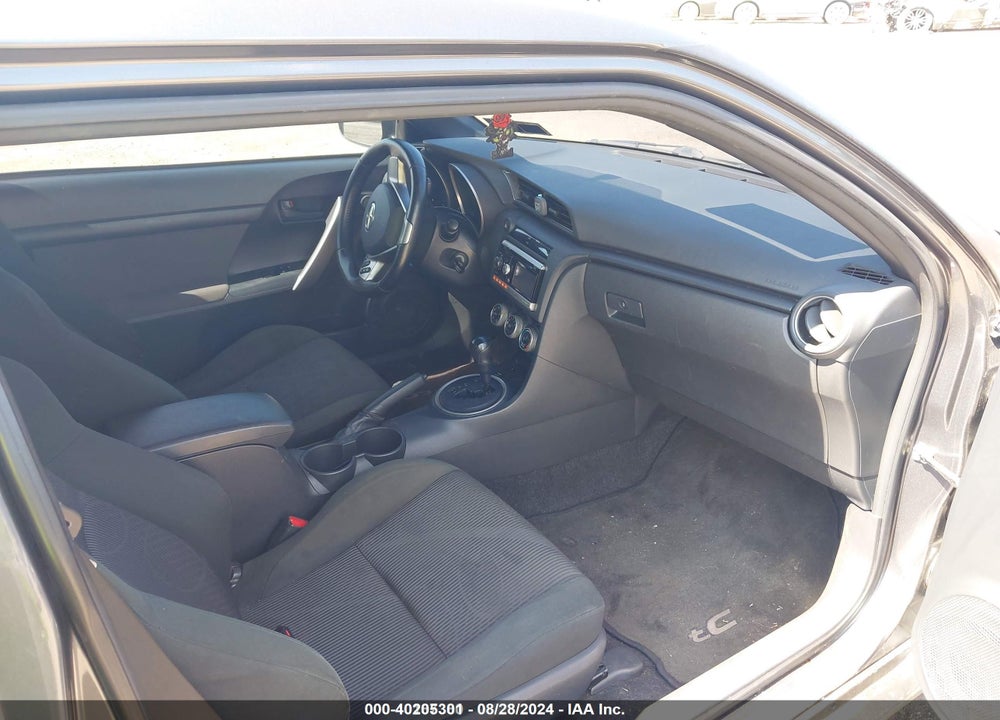 2011 SCION TC VIN: JTKJF5C74B3019220