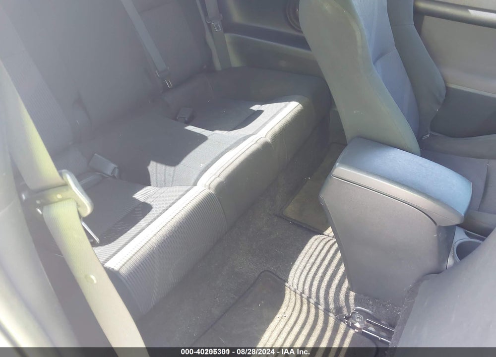 2011 SCION TC VIN: JTKJF5C74B3019220