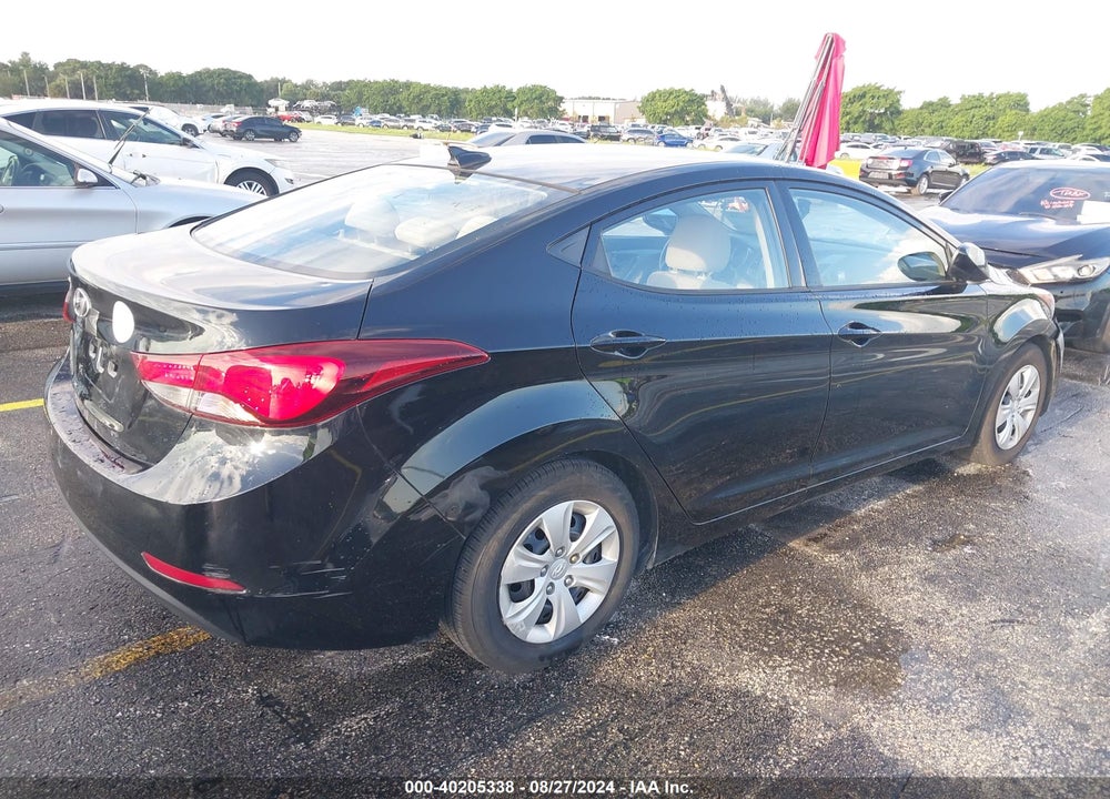 2016 HYUNDAI ELANTRA SE VIN: 5NPDH4AE0GH789193