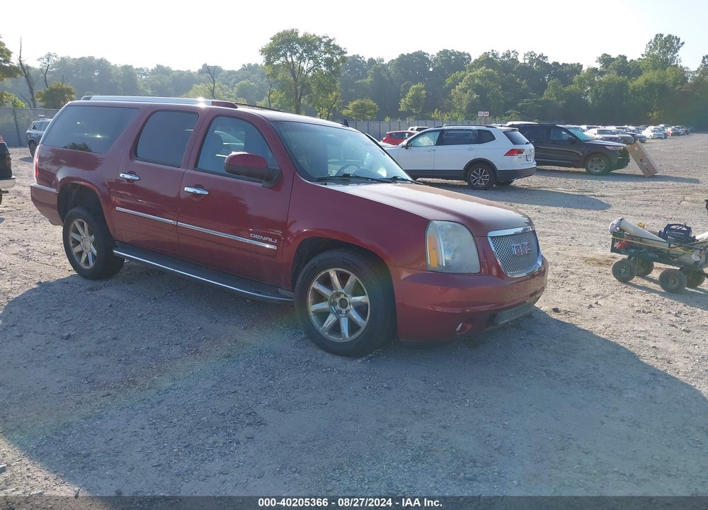 2011 GMC YUKON XL 1500 DENALI VIN: 1GKS2MEF0BR246766