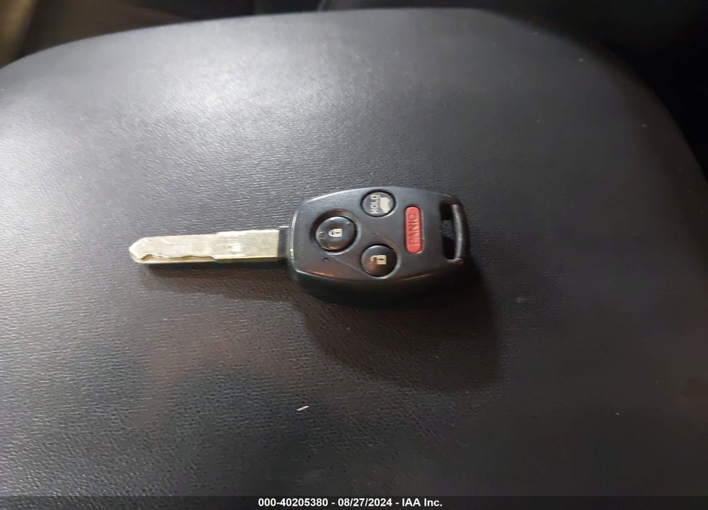 2015 HONDA PILOT TOURING VIN: 5FNYF4H96FB042906