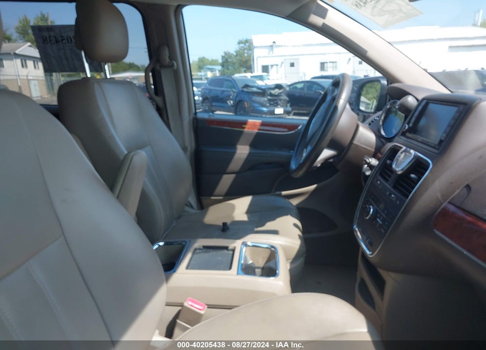 2013 CHRYSLER TOWN & COUNTRY TOURING-L VIN: 2C4RC1CG6DR614950