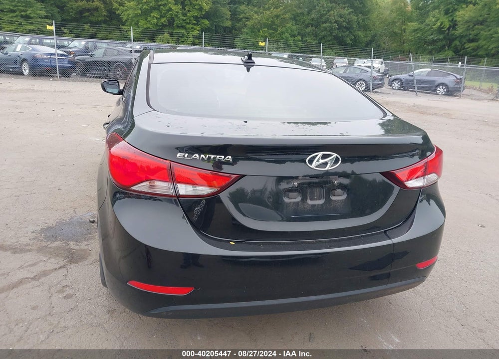 2016 HYUNDAI ELANTRA VIN: KMHDH4AE8GU546474