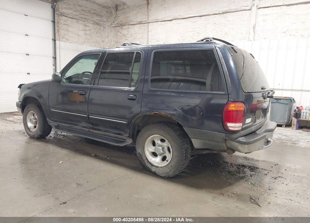 2000 FORD EXPLORER XLT VIN: 1FMZU73E0YUB68829