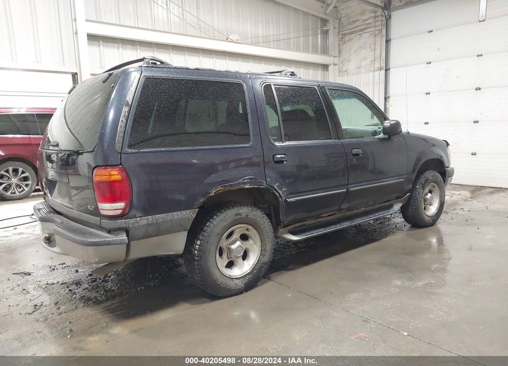 2000 FORD EXPLORER XLT VIN: 1FMZU73E0YUB68829