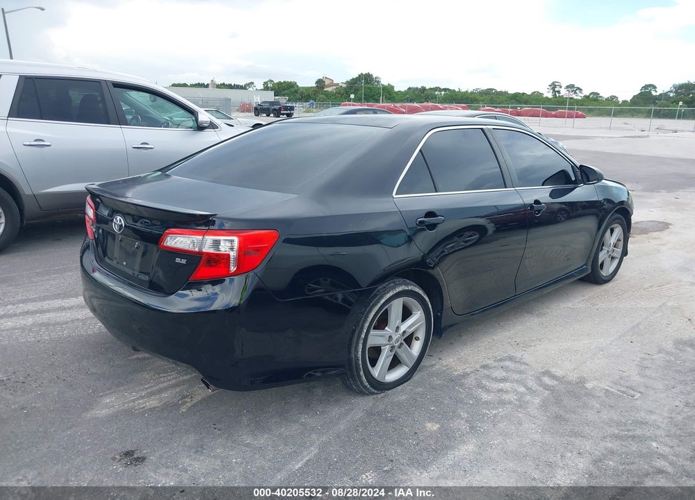 2013 TOYOTA CAMRY SE VIN: 4T1BF1FK5DU715131