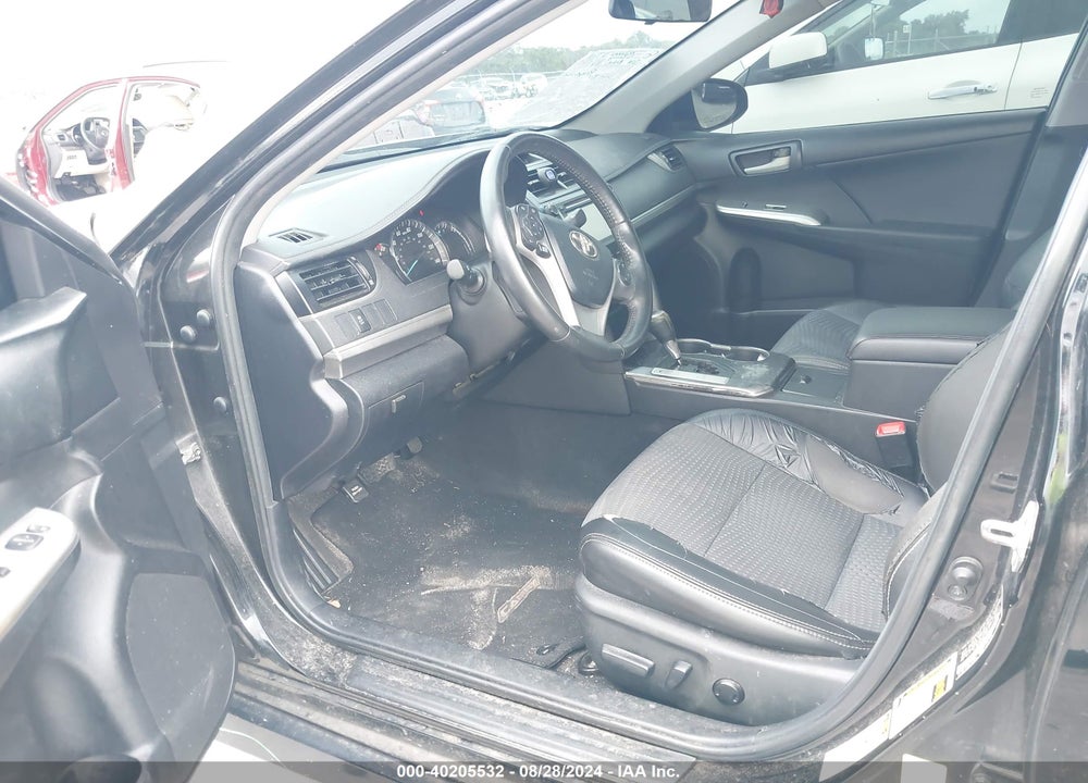 2013 TOYOTA CAMRY SE VIN: 4T1BF1FK5DU715131