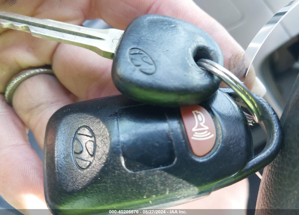 2013 HYUNDAI ELANTRA GLS VIN: KMHDH4AE1DU796098