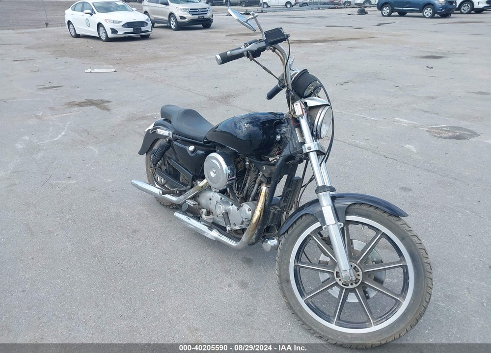 1984 HARLEY-DAVIDSON XLH VIN: 1HD1CAH31EY115911