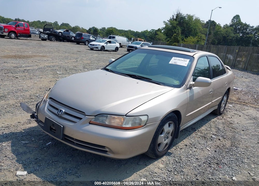 2001 HONDA ACCORD 3.0 EX VIN: 1HGCG16501A083279