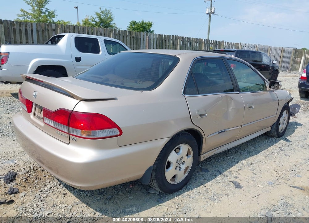 2001 HONDA ACCORD 3.0 EX VIN: 1HGCG16501A083279
