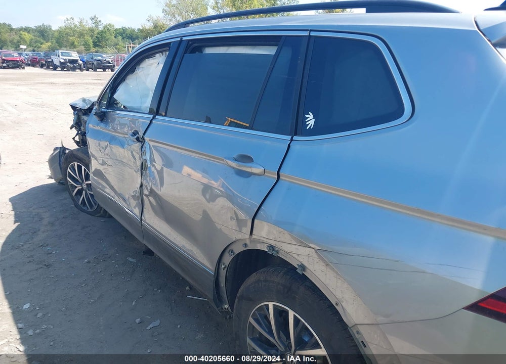 2020 VOLKSWAGEN TIGUAN VIN: 3VV2B7AX4LM040706